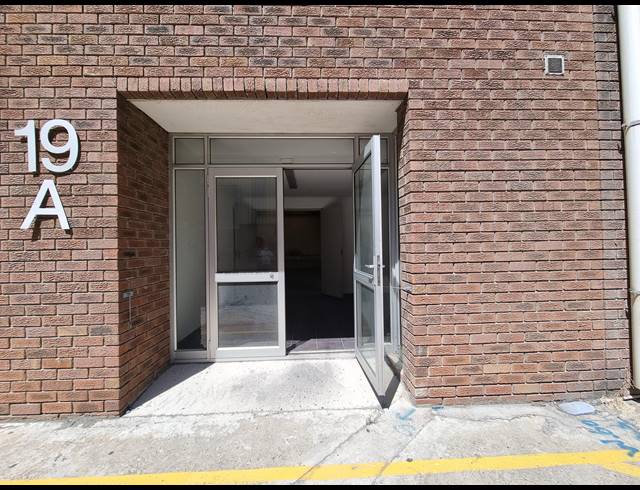 319M² WAREHOUSE TO LET IN BELLVILLE SOUTH